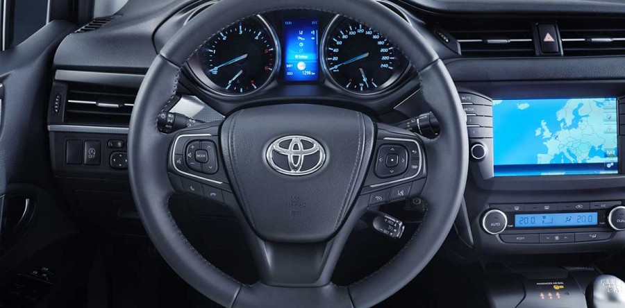 6,5 milyon Toyota servise