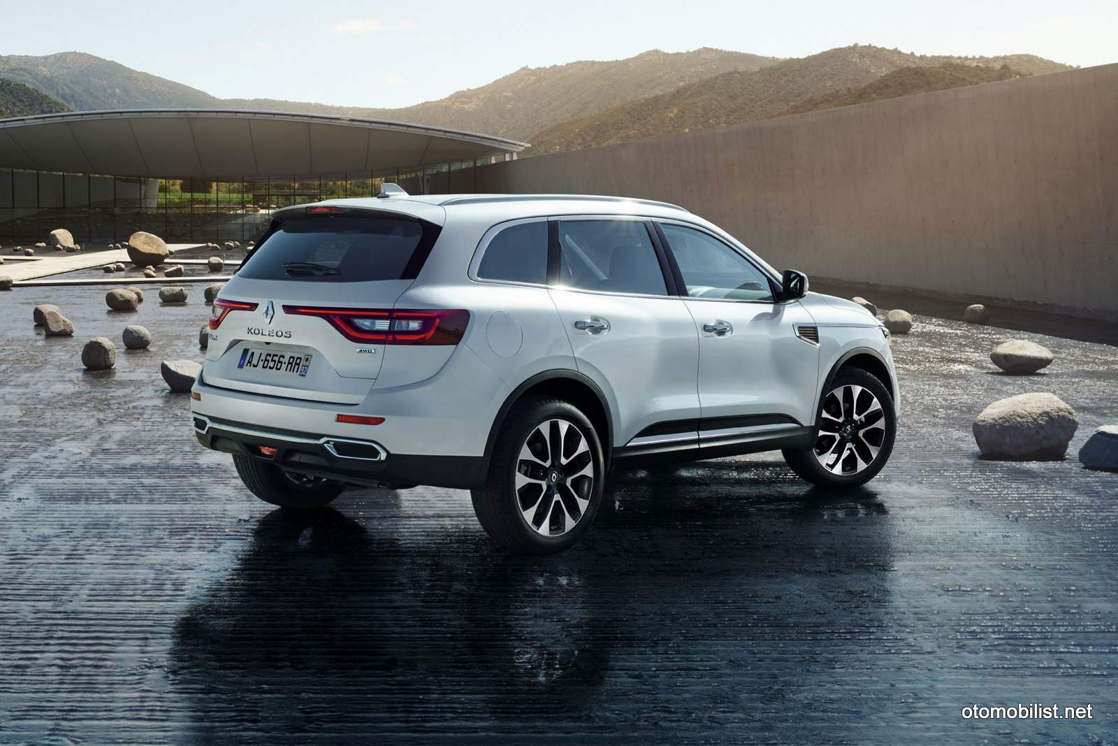 Renault-Koleos-2017-012.jpg