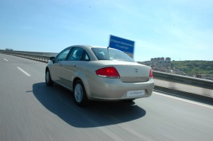 fiat-linea-2.jpg