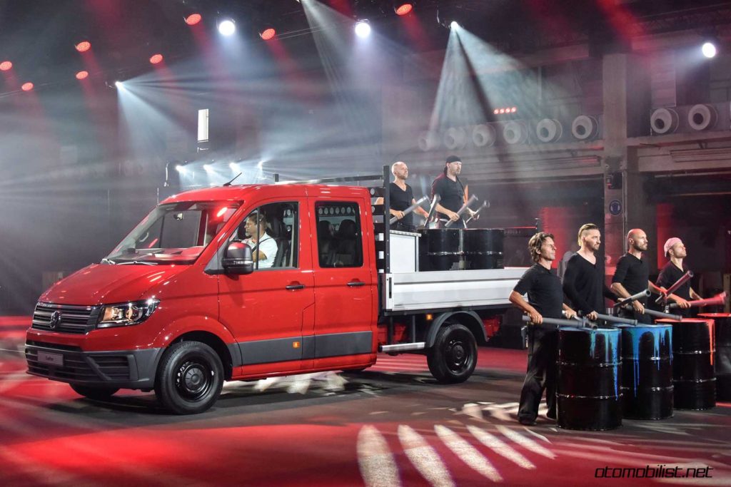 2017-volkswagen-crafter-pickup-truck-kamyonet