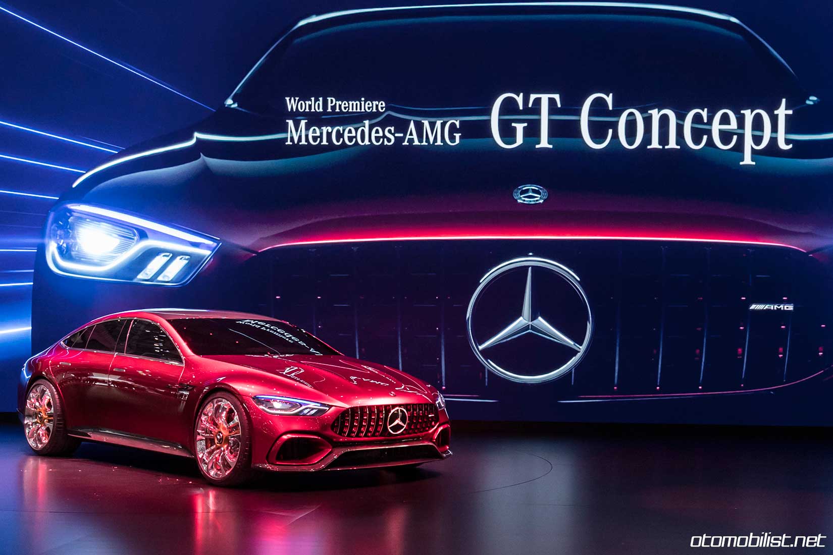 Mercedes AMG GT daha güçlü geri döndü